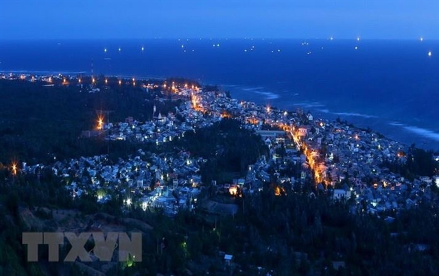 Phú Quý, Nha Trang named among most beautiful destinations along East Sea