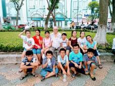 Giving Vietnamese kids an access to art education