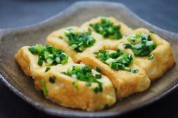 Tofu memories from childhood to bia hơi tables