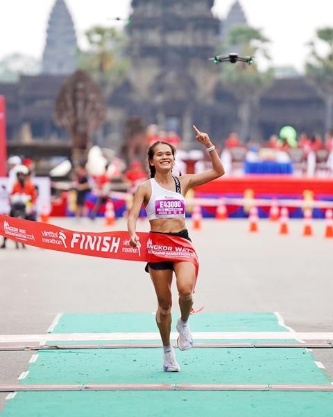 Vietnamese runners win Angkor Wat Indochine Marathon

