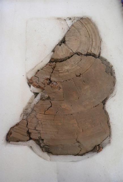 Over 2,300 pieces of bronze drum moulds discovered at Luy Lâu ancient citadel