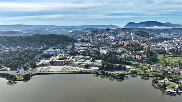 Preserving the essence of Đà Lạt important to attracting international tourists: experts