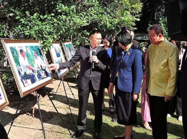 Bangkok photo exhibition showcases vibrant colours of Việt Nam