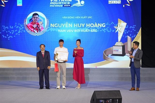 Swimmer Nguyễn Huy Hoàng named best male swimmer of the year