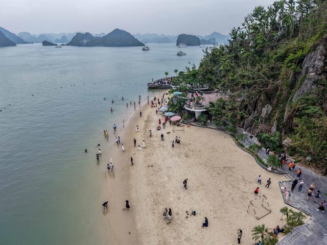 Quảng Ninh makes use of heritage to develop sustainable tourism