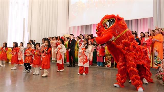 Lunar New Year: A warm embrace for every Vietnamese heart far from home