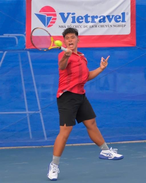 National largest tennis tournament opens, seeds get byes through next round