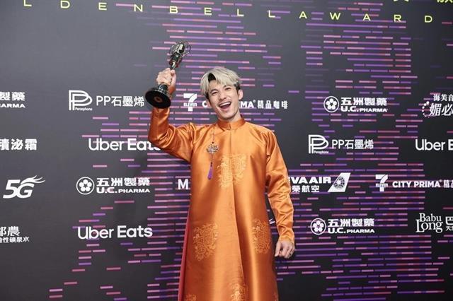 Liên Bỉnh Phát makes Vietnamese cinema history