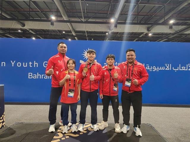 Duy lifts Việt Nam to first Asian Youth Games gold