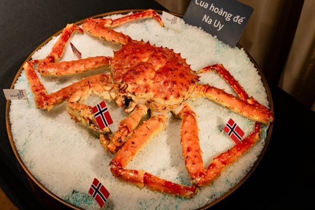 Việt Nam becomes leading growth market for Norwegian king crab in Asia
