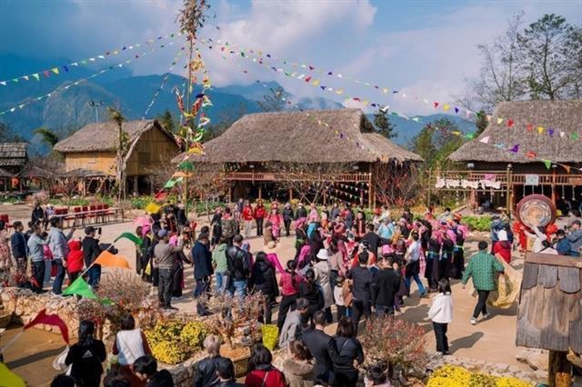 Sa Pa gears up to attract visitors during year-end festive season