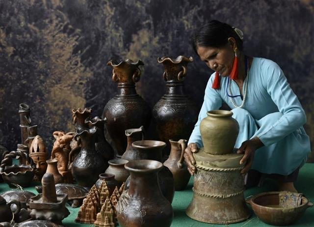 Khánh Hòa to invest in safeguarding Chăm pottery heritage

