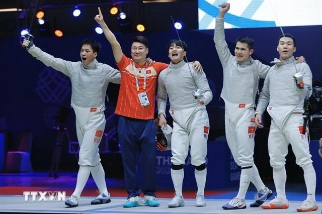 Việt Nam finish third overall at 33rd SEA Games