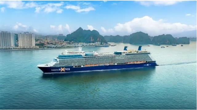 HCM City welcomes luxury cruise liner with nearly 3,000 international visitors