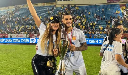 Hendrio Araujo Dasilva inspired by teammate to seek Vietnamese citizenship