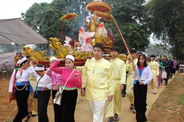 Traditional festivals drive tourism growth in Hòa Bình