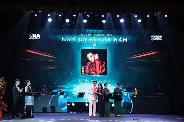 SOOBIN completes hat-trick at Devotion Awards