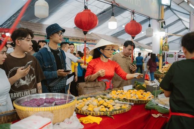 Traditional southern cake festival set to delight visitors in Cần Thơ