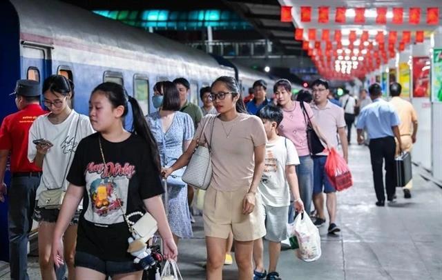 About 76,000 train tickets sold for coming national holiday travel