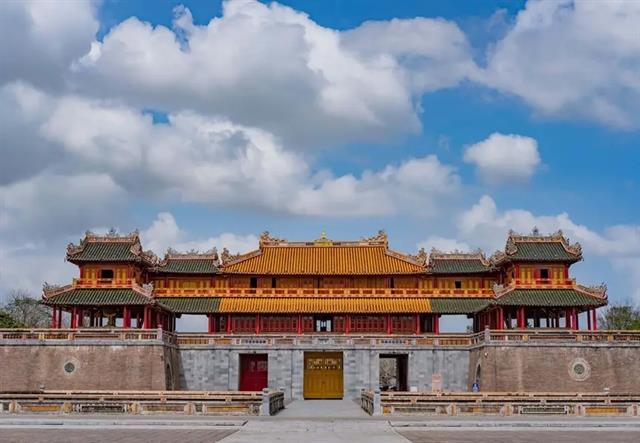 Huế Imperial City offers free night-time access during holidays