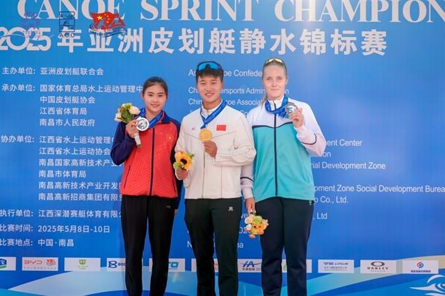 Việt Nam make history with Asian canoeing championship gold 

