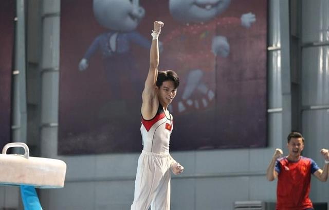 Thiện helps Việt Nam top the world of gymnastics