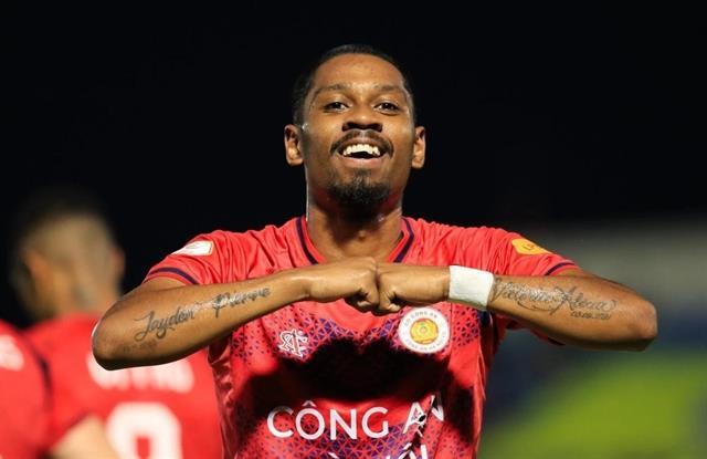 Cao Pendant Quang Vinhs journey of passion and pride