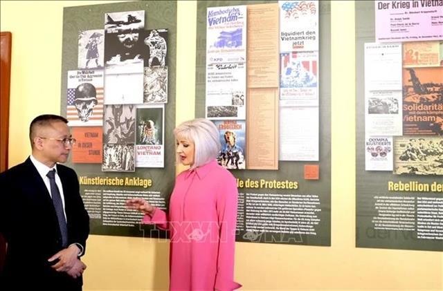 Berlin exhibition reflects on Việt Nam Wars lasting echoes