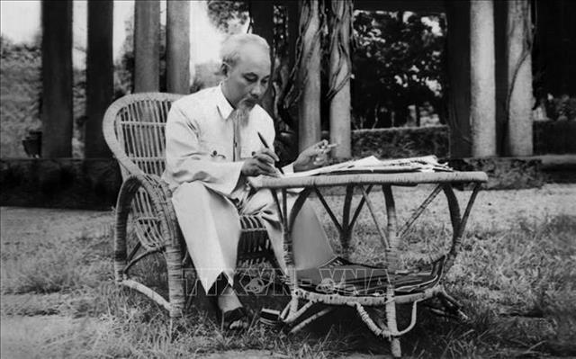 Hồ Chí Minh: a journalist of the highest standing