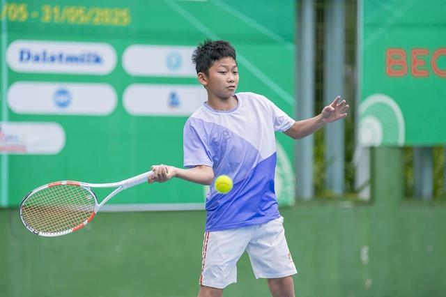 Young tennis players find national titles after thrilling competitions