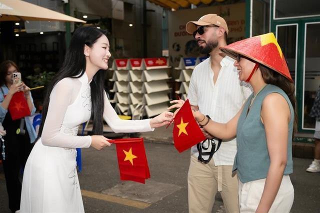 Việt Nam seeks further visa liberalisation to boost tourism competitiveness