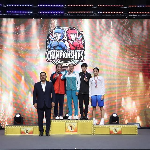 Trân takes silver at Asian boxing tournament