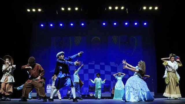 Cuban childrens art troupe to perform in Hà Nội