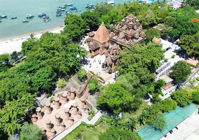 Khánh Hoàs Chăm temples: A millennium of history draws tourists