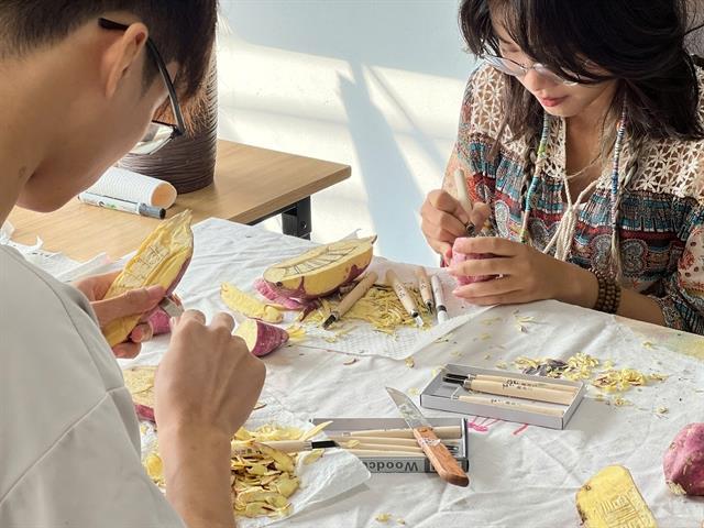 Mid-Autumn festival to begin in Hà Nộis Old Quarter
