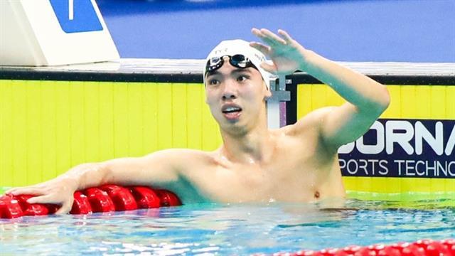 Hoàng wins Việt Nams first Asian swimming gold medal