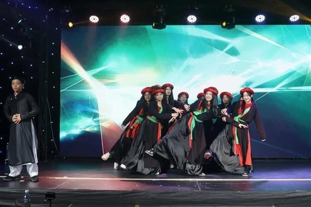 Vietnamese language nurtures love for national culture in Czech Republic