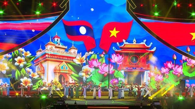 Special art programme celebrates enduring Việt Nam–Laos friendship