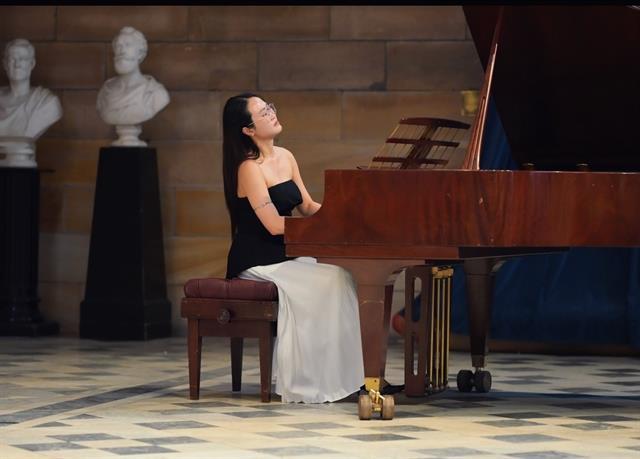 Beethovens famous song cycle to be performed in Hà Nội