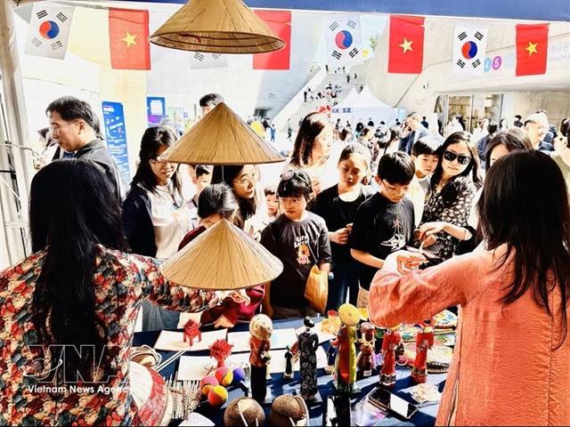 Việt Nam showcases cultural identity at RoK festival