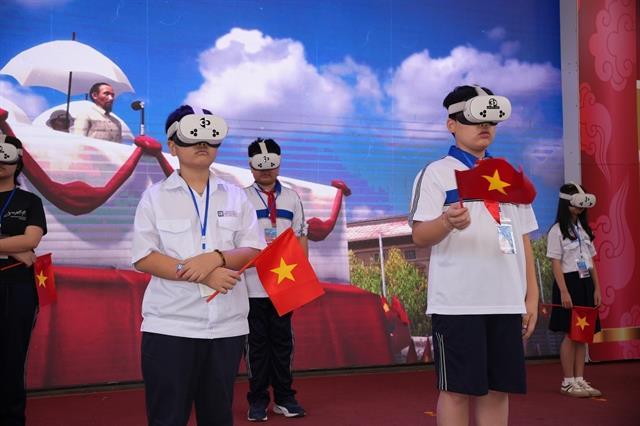 VR experience brings history to life for Hà Nội students