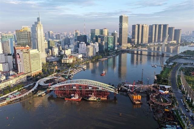 Bridge takes shape