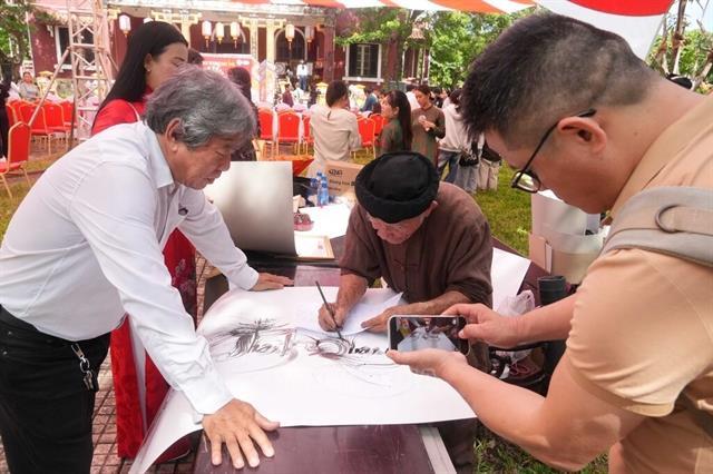 Việt Nam Calligraphy Festival celebrates national cultural heritage