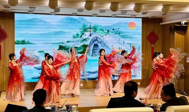 Beijing, Guangxi and Hà Nội tighten connection through culture and tourism activities
