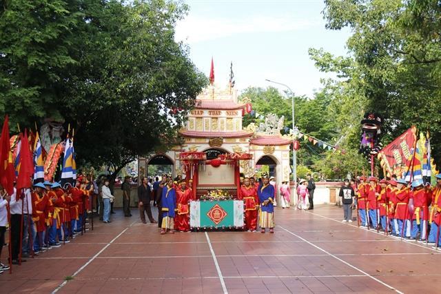Thầy Thím Temple Festival honours coastal heritage
