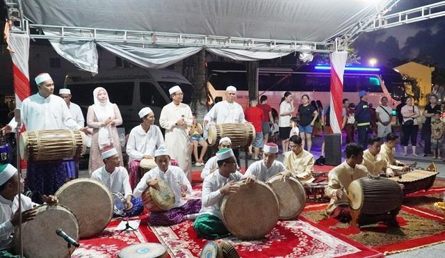 Việt Nam-South Korea cultural colours shine on Phú Quốc Island