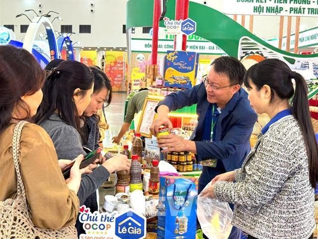 Spring Fair 2026: Lê Gia brings new life to traditional craft village tourism with Thanh Hóa Fish Sauce