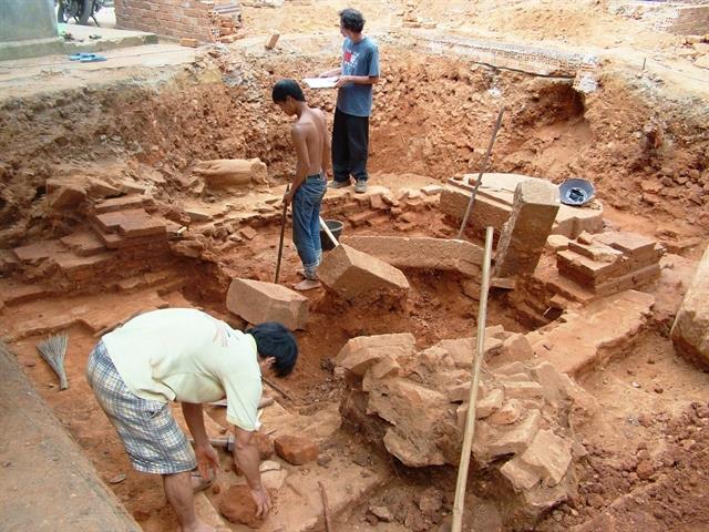 Preservation of Chăm towers complex started  