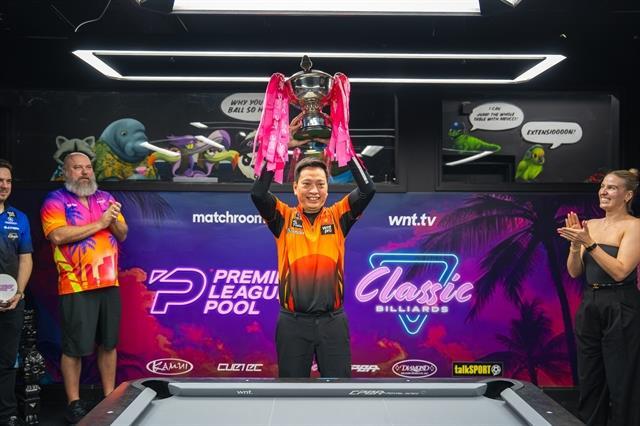 Pool star Hoàng pots his way into the history books