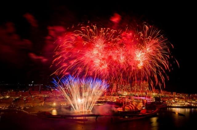Fireworks becomes Phú Quốcs new signature on global tourism map: Travel  Leisure